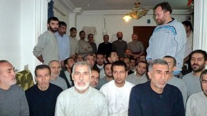 Freed Iranian pilgrims arrive at Damascus hotel