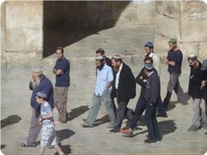 images_News_2013_03_29_aqsa-desecrated_300_0