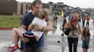 Massive twister kills at least 91 in central US state of Oklahoma