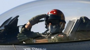 Turkish pilot dies in plane crash