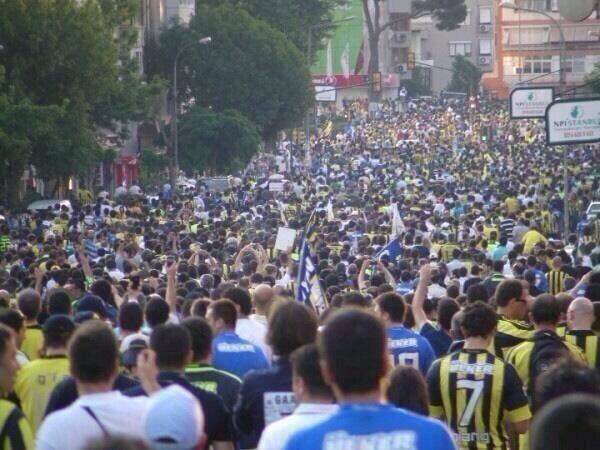 Today in #Istanbul, football ultras join the protests