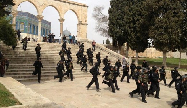 Israeli troops raid al-Aqsa Mosque compound