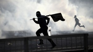 360731_Bahraini-protester