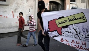 Bahrain sentences 12 protesters to life in prison