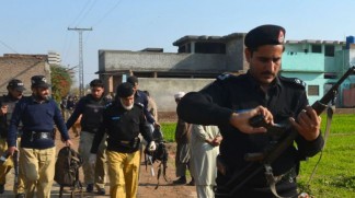 Gunmen kill 5 policemen in NW Pakistan ambush