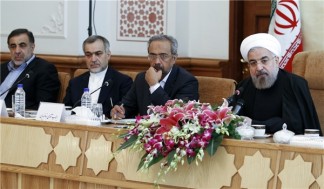 Rouhani Says Iran Remains Insistent on Rights and Achieves Results in Talks with Powers