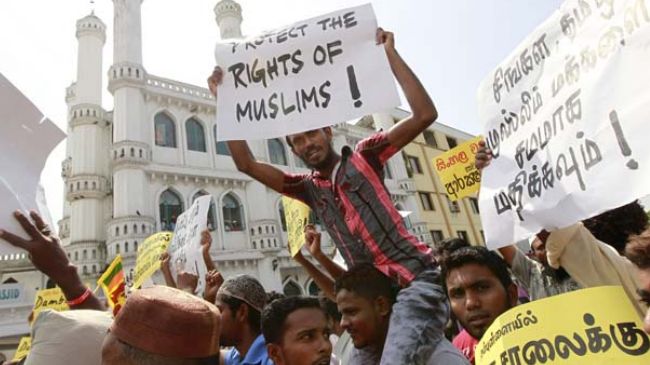 Sri Lanka MPs call on president to protect Muslims
