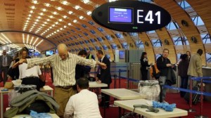 369879_France-Paris-airport