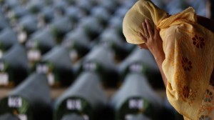 370663_Bosnia-Srebrenica-victims