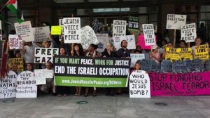 372863_Pro-Palestinian-protests