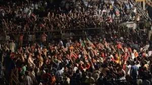 376037_Pakistan-protesters-Islamabad