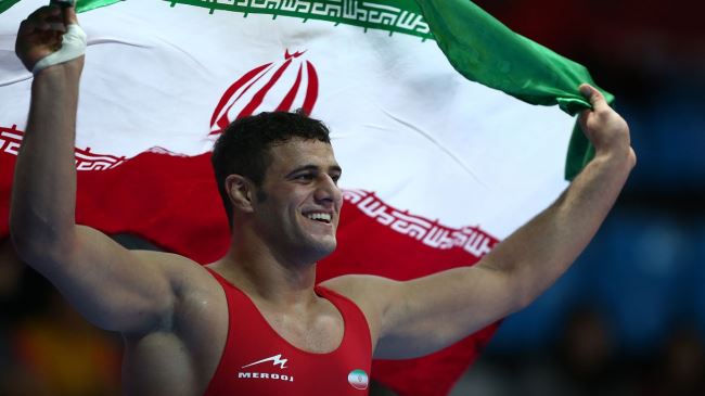 380575_Iran-wrestler-Aliyari-Feizabadi