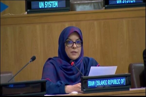 Iran urges West to reassess policy towards Syria