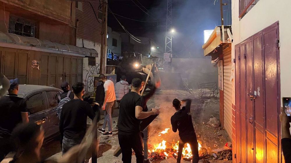 Zionist forces injure more than 40 Palestinians in raid on Nablus refugee camp