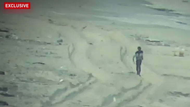 Footage shows Israeli forces shooting dead two unarmed Palestinians in Gaza City