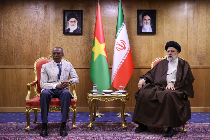Burkino Faso PM: Iran independent, advanced country despite West propaganda